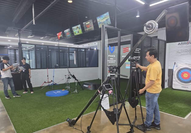 수원시 "중소기업 영상 만들어 134개국에 홍보"…중동 위기 넘는다