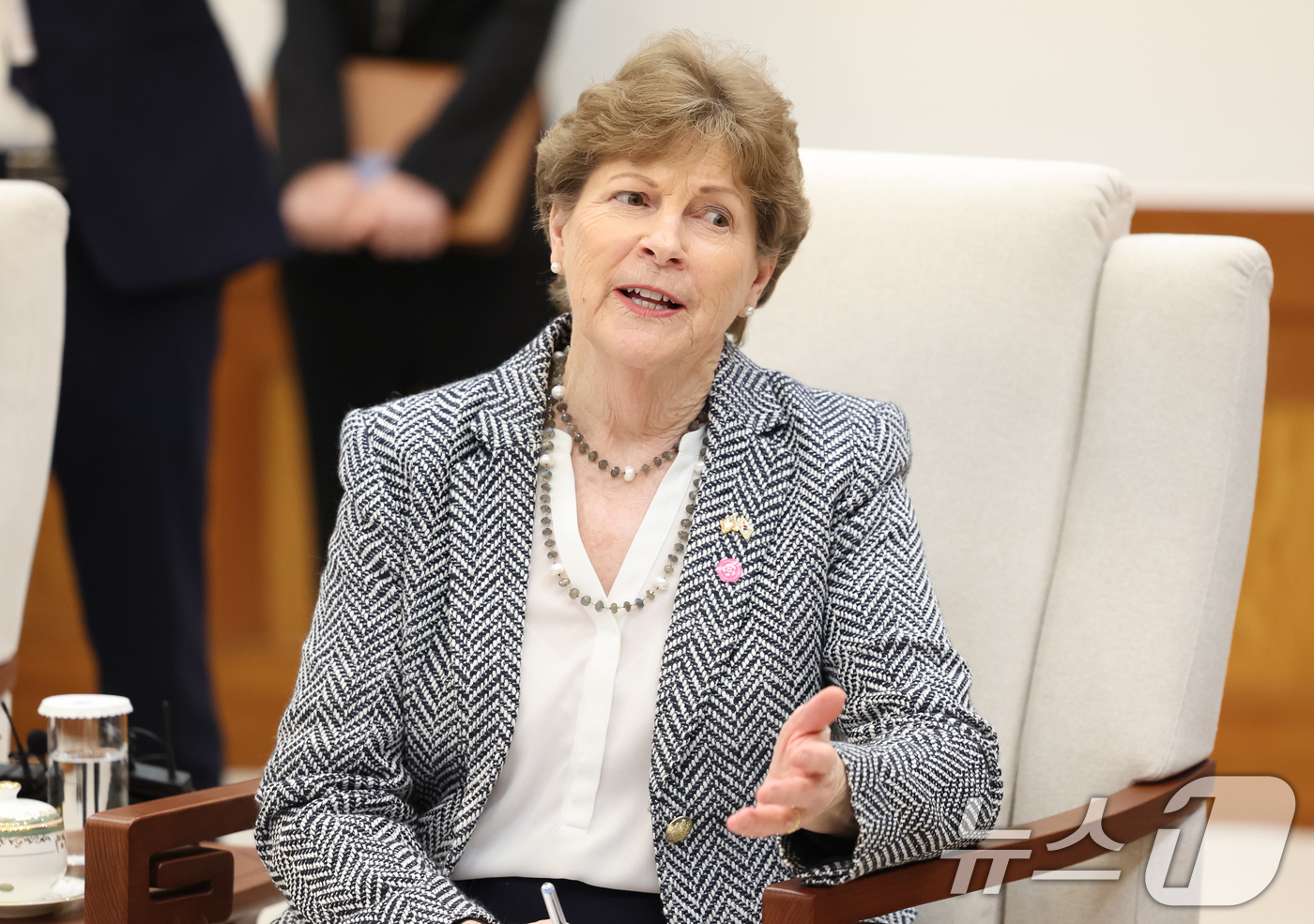 (서울=뉴스1) 허경 기자 = 진 섀힌 민주당 상원의원이 2일 청와대에서 이재명 대통령과 만나 발언하고 있다. 2026.4.2/뉴스1