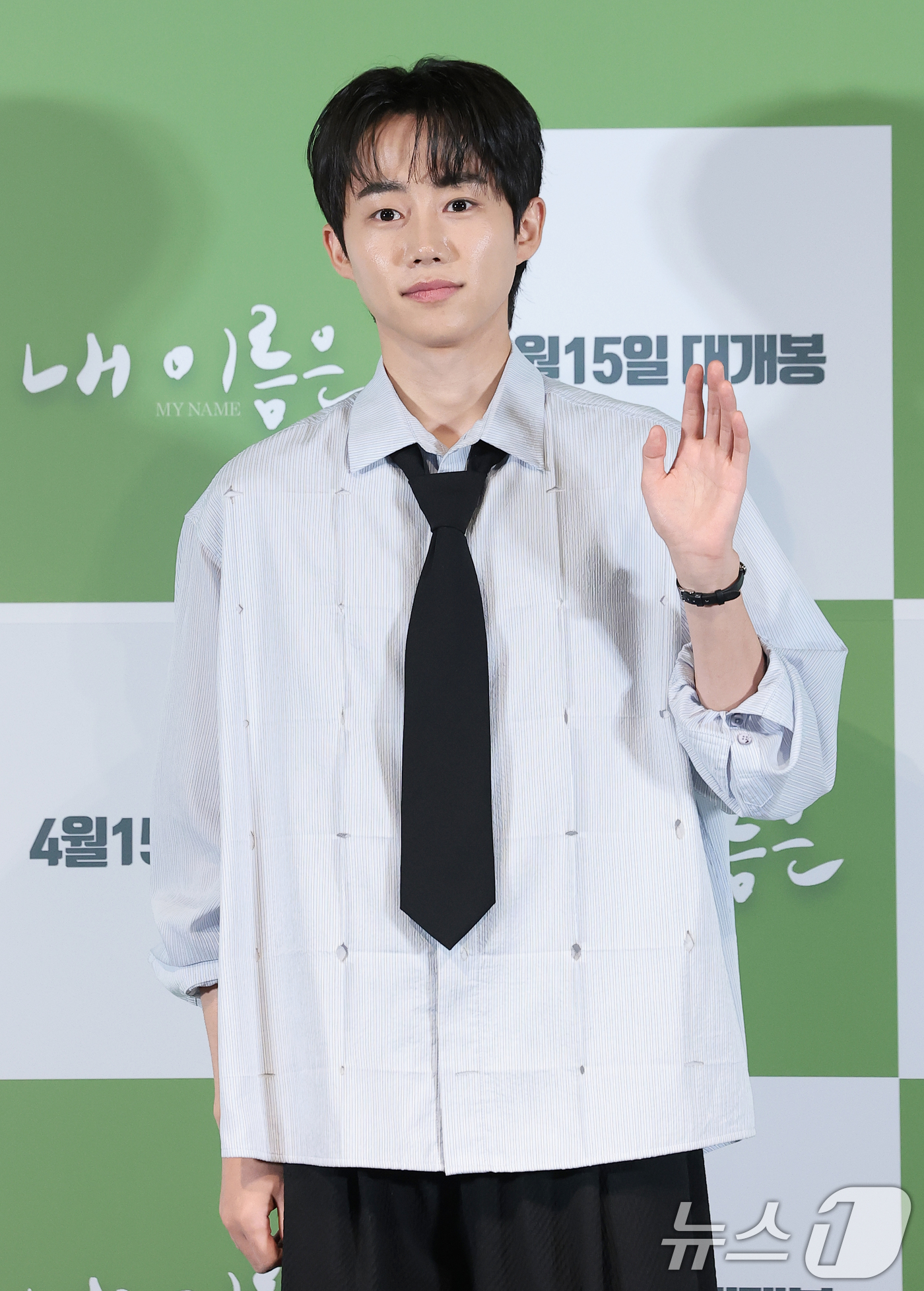 (서울=뉴스1) 권현진 기자 = 배우 박지빈이 2일 서울 용산구 CGV용산아이파크몰에서 열린 영화 '내 이름은'(감독 정지영) 언론시사회 및 기자간담회에서 포즈를 취하고 있다.'내 …