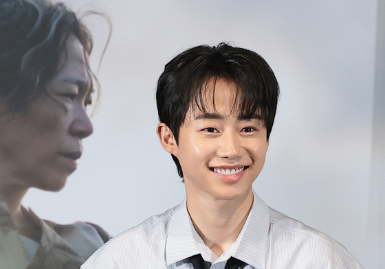 박지빈, 안구정화 비주얼