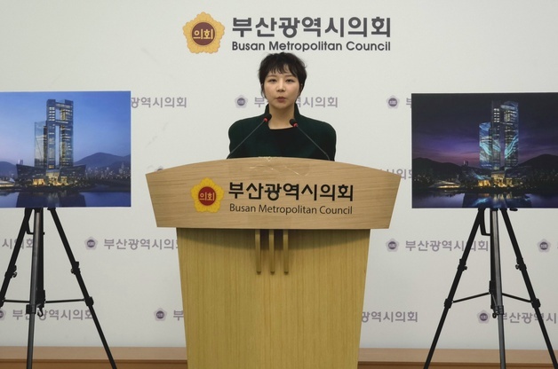 박형준 캠프, '바다 야구장'에 제2구단…북항에 88층 타워 건립"