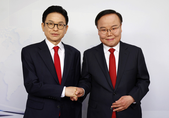 이철우·김재원, 경북지사 2차 토론…"성과 vs 변화"