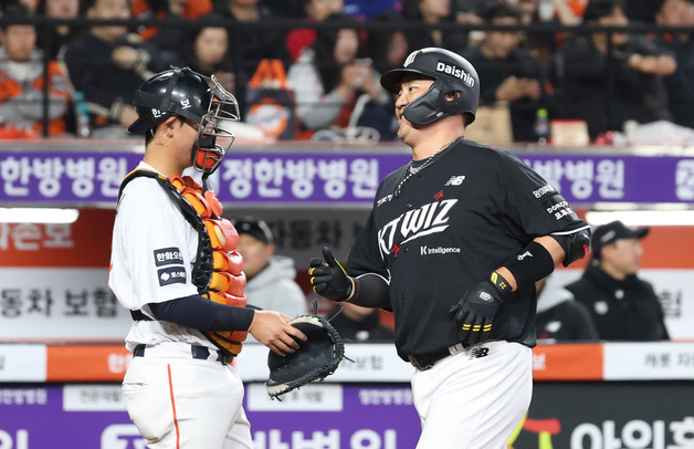 장성우, 만루홈런 쾅!