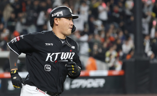 장성우, 만루홈런 쾅!