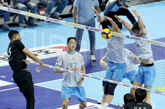 한선수·정한용 '철벽 수비'