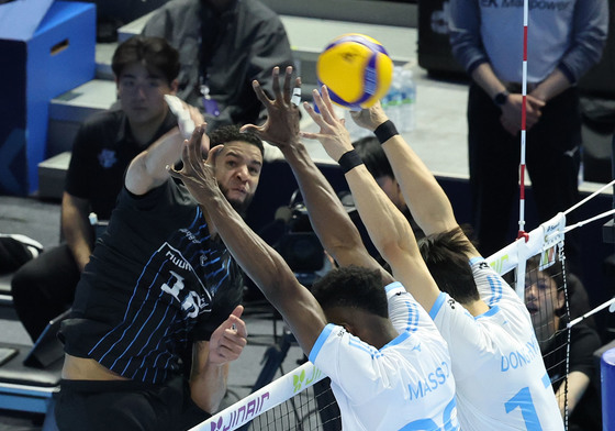 레오 '날 막아봐'