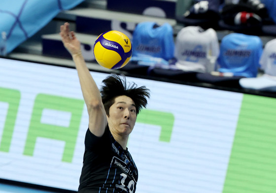 김진영 '아무도 없네'