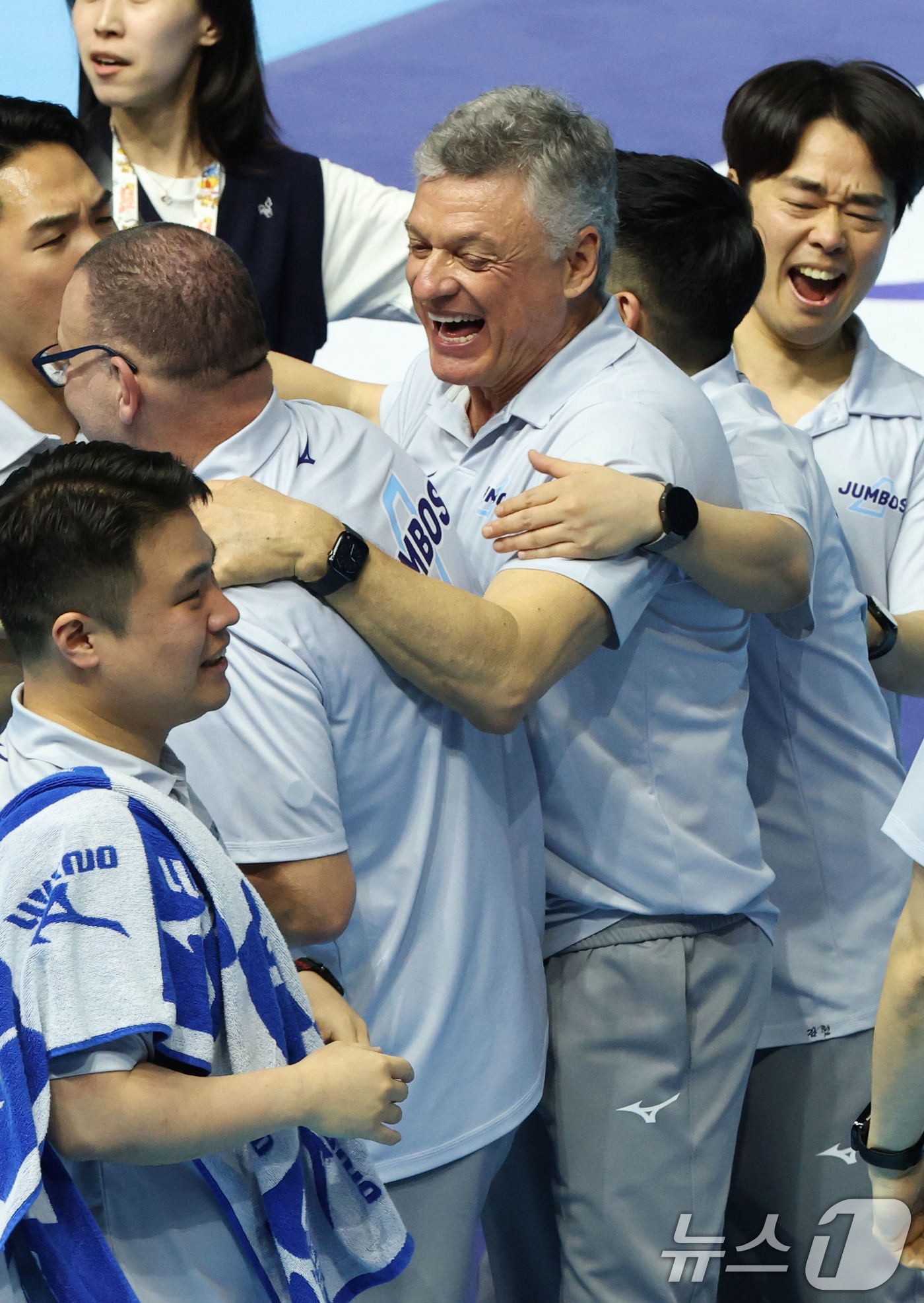 (인천=뉴스1) 이광호 기자 = 헤난 달 조토 대한항공 감독이 2일 오후 인천 계양체육관에서 열린 프로배구 2025-2026 V리그 남자부 챔피언 결정전 1차전 현대캐피탈과의 경기 …