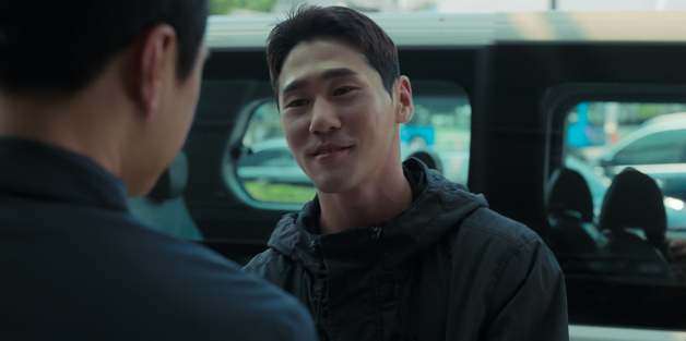 '사냥개들2' 이윤환, 시즌1 이어 돌아온 '의리남'…든든한 조력자 활약