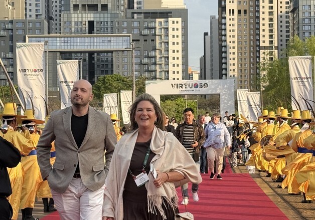 "사찰음식·K-뷰티에 매료"…럭셔리 여행 큰손 350명 韓에 반하다