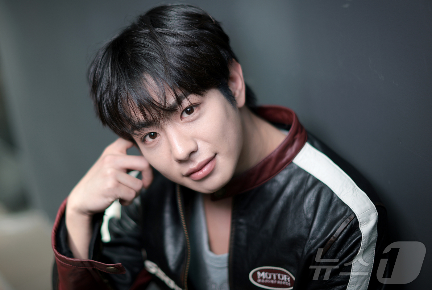 서울=뉴스1 권현진 기자 = 이븐의 케이타가 서울 종로구 뉴스1 사옥에서 인터뷰 전 포즈를 취하고 있다. 2026.4.26/뉴스1