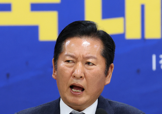 정청래 "박수현 후보 꼼꼼하게 도정 챙길 것"