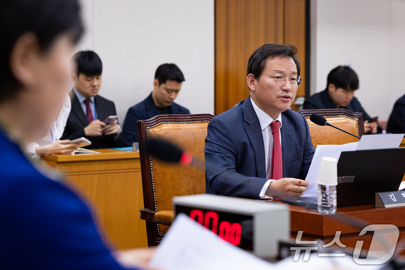 (서울=뉴스1) 유승관 기자 = 김형동 국민의힘 의원이 20일 서울 여의도 국회에서 열린 제434회 국회(임시회) 윤석열 정권 정치검찰 조작기소 의혹 사건 진상규명 국정조사특별위원 …