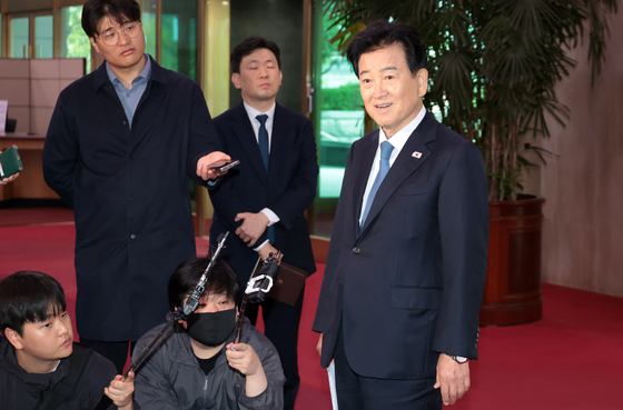 정동영 장관, 북한 핵시설 발언 관련 입장 밝혀