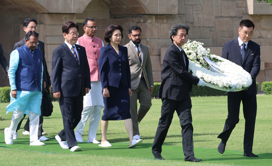이재명 대통령, 간디 추모공원 방문
