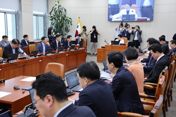 재경위, 신현송 한국은행 총재 후보자 인사청문보고서 채택
