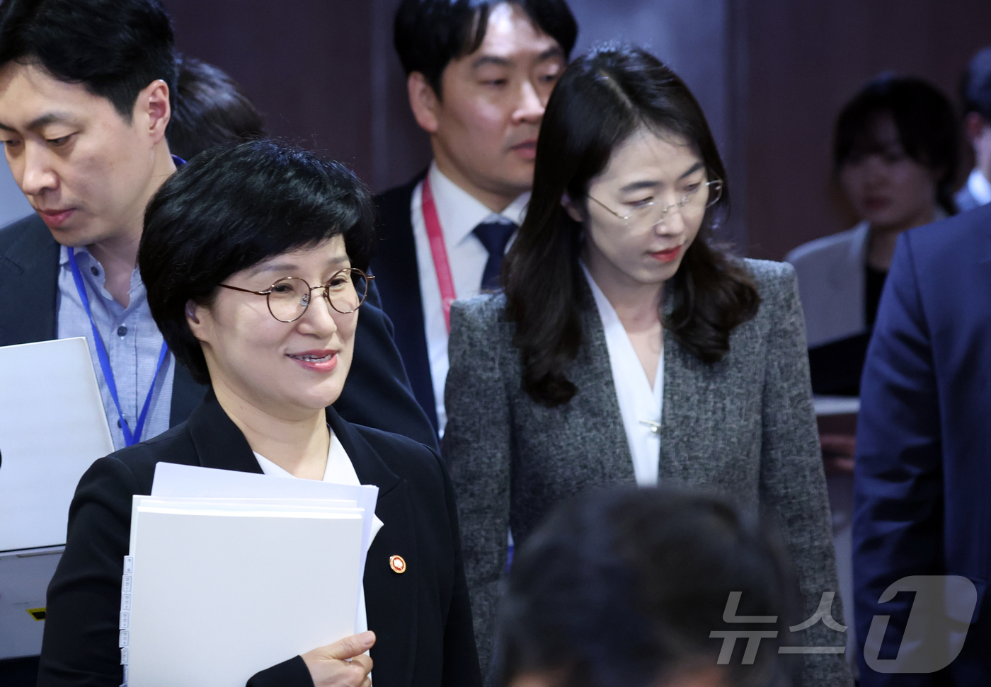 (서울=뉴스1) 김명섭 기자 = 원민경 성평등가족부 장관이 20일 오후 서울 종로구 세종대로 정부서울청사에서 열린 제19차 양성평등위원회에 참석하고 있다.