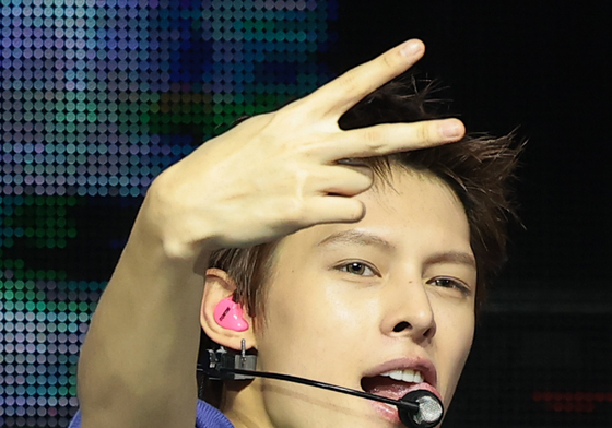 제임스, 개구쟁이 브이