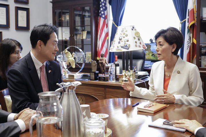 본문 이미지 - 영김과 회동하는 장동혁(국민의힘 제공)