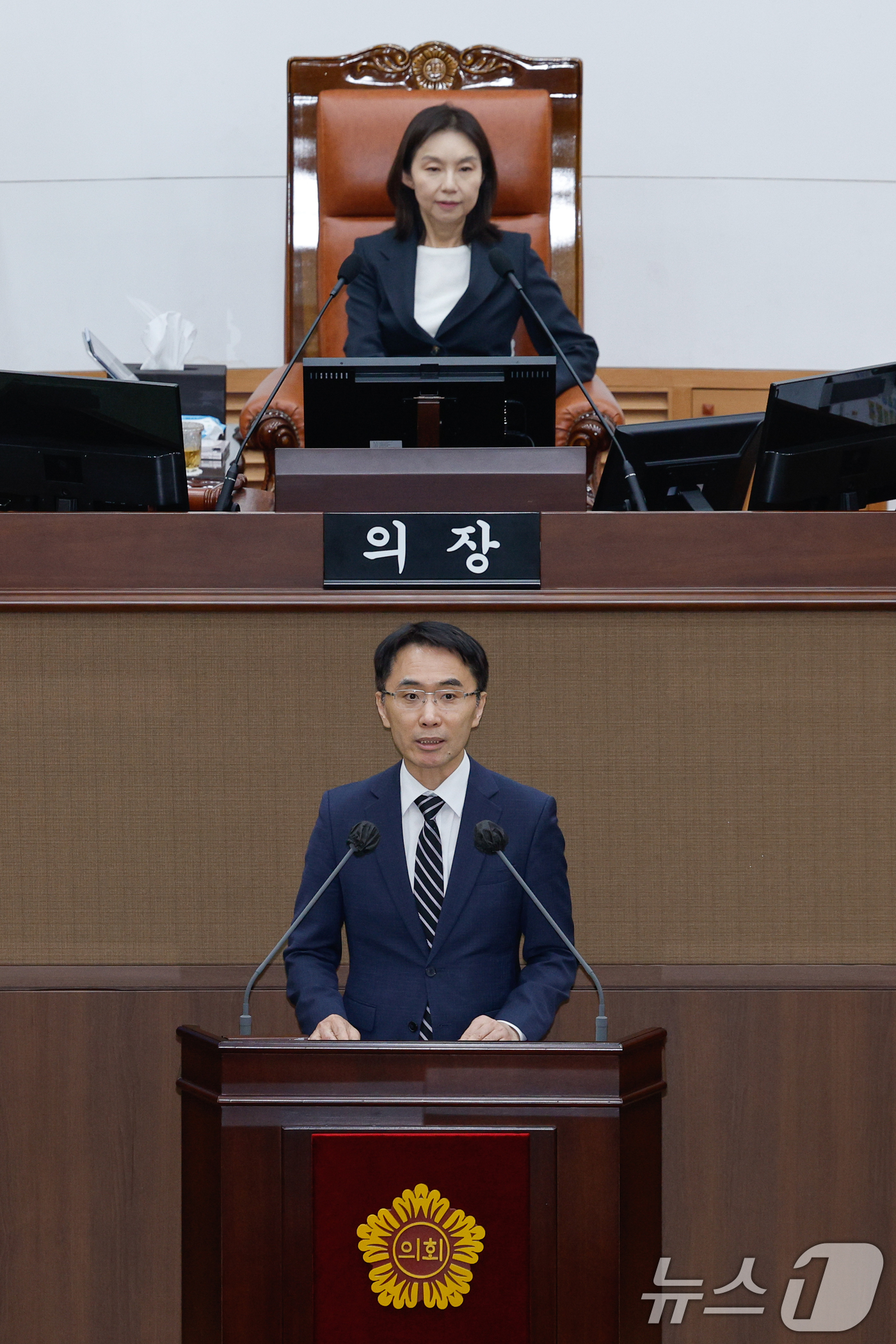 (서울=뉴스1) 안은나 기자 = 김천홍 서울시교육감 권한대행(부교육감)이 20일 오후 중구 서울시의회에서 열린 제335회 임시회 제1차 본회의에 참석해 2026년도 제1회 추가경정 …