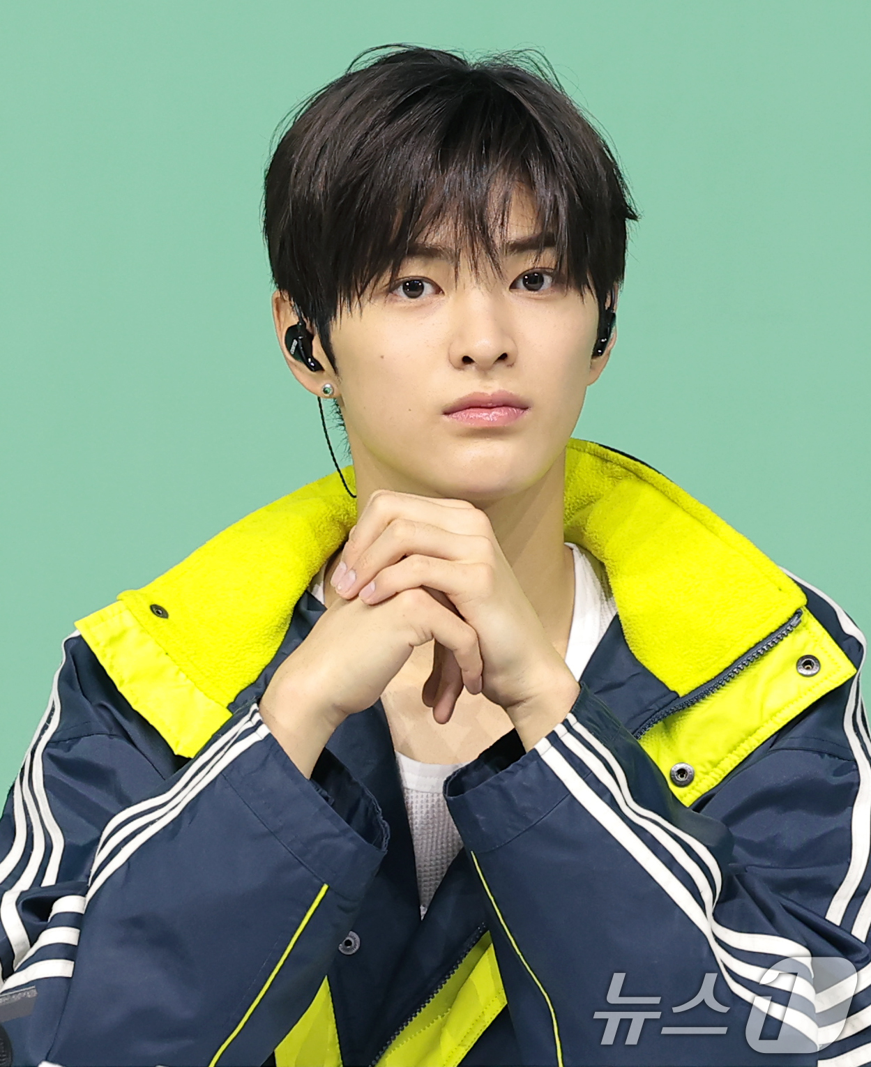 (서울=뉴스1) 권현진 기자 = 그룹 코르티스(CORTIS) 건호가 20일 서울 광진구 예스24라이브홀에서 열린 미니 2집 'GREENGREEN'(그린그린) 발매 쇼케이스에서 취재 …