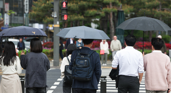 비 내리는 서울