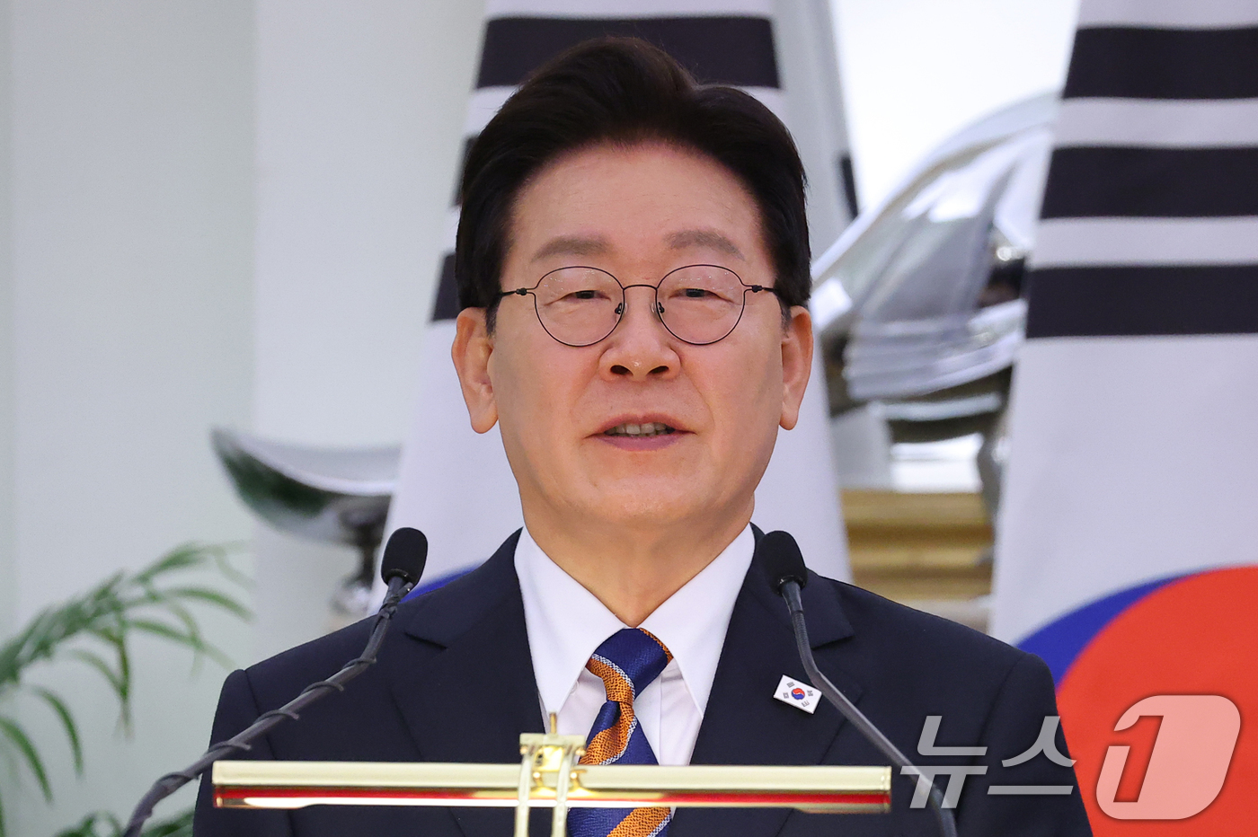 (뉴델리(인도)=뉴스1) 이재명 기자 = 이재명 대통령이 20일 뉴델리 영빈관에서 열린 한-인도 정상 공동언론발표에서 발언을 하고 있다. 2026.4.20/뉴스1