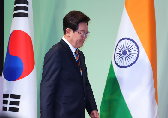 李대통령 "정동영 '구성 핵시설 기밀 누설' 전제 모든 주장은 잘못"