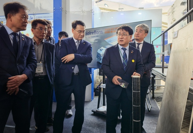 태양광 폐패널 "이게 자원"…전력업계도 재생E·CCUS 전략 공개[르포]