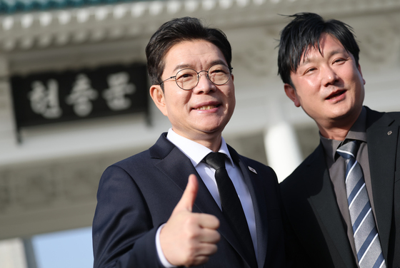 엄지 치켜든 정원오 후보