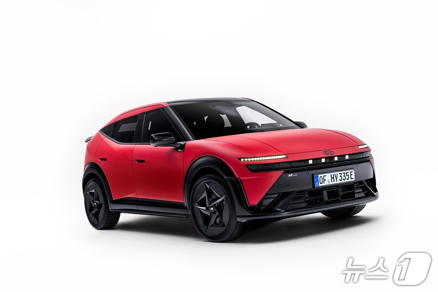 본문 이미지 - 현대차 아이오닉 3 N라인 모델.(현대차 제공)