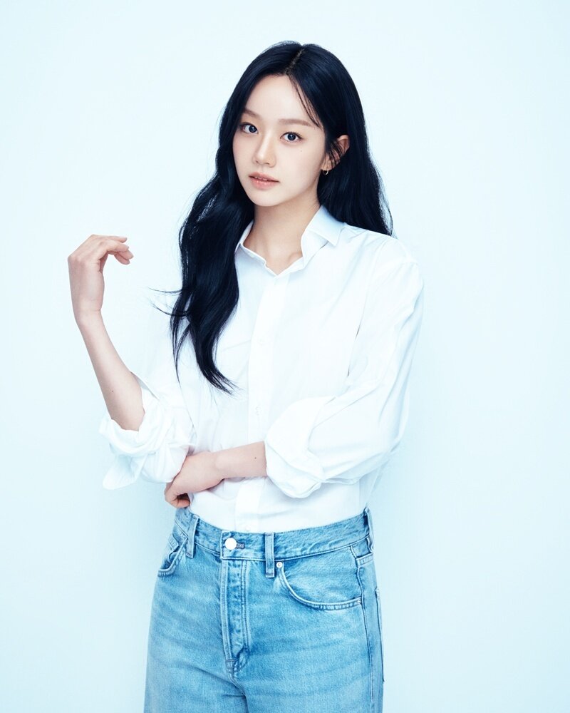 본문 이미지 - 배우 혜리 / 써브라임