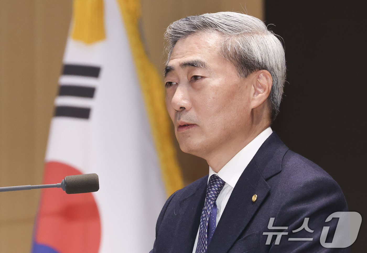 (서울=뉴스1) 황기선 기자 = 신현송 신임 한국은행 총재가 21일 오전 서울 중구 한국은행에서 열린 취임식에서 취임사를 하고 있다. (공동취재) 2026.4.21/뉴스1