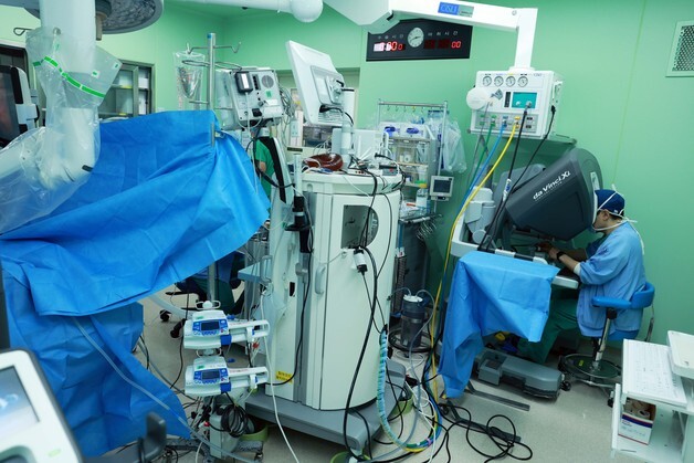 세브란스병원, '세계최초' 로봇수술 5만건 달성…정밀의료 강화