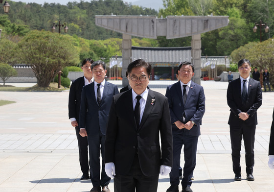 우원식 "5·18 헌법전문 수록 위해"