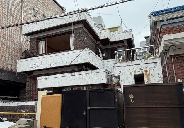 "살기에는 너무 위험"…38년 터전 떠나는 가스폭발 피해 주민