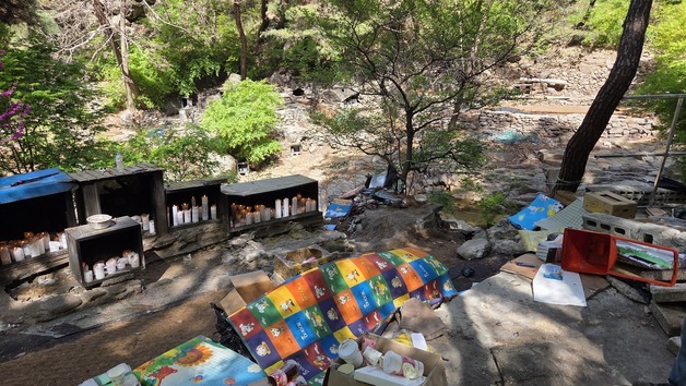 대구 팔공산 기도터 원상복구…무속인들 "촛불 공간만이라도"