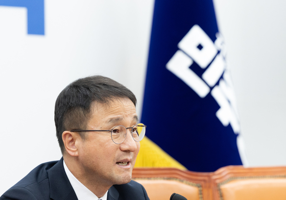 기자간담회 발언하는 한병도