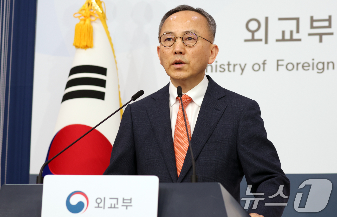 (서울=뉴스1) 김명섭 기자 = 박일 외교부 대변인이 21일 오후 서울 종로구 정부서울청사 별관 외교부에서 열린 정례브리핑에서 최근 미국 측의 한미 간 북핵 관련 정보 공유 제한 …