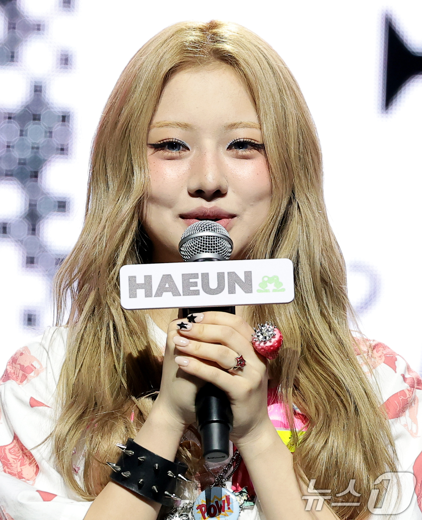 (서울=뉴스1) 권현진 기자 = 그룹 언차일드(UNCHILD) 나하은이 21일 서울 용산구 블루스퀘어에서 가진 데뷔 싱글  '위 아 언차일드'(We Are UNCHILD) 발매 쇼 …