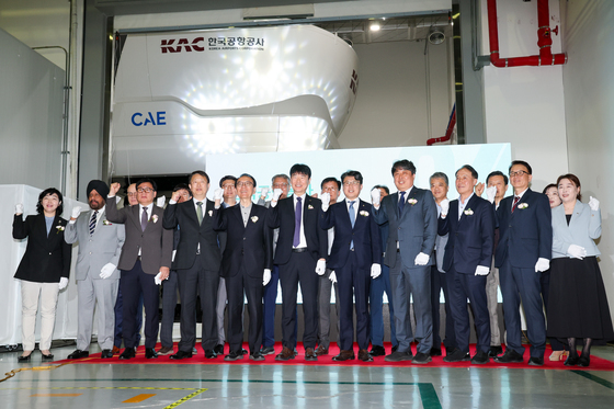 'B737-8(MAX) 모의비행장치 도입 축하'