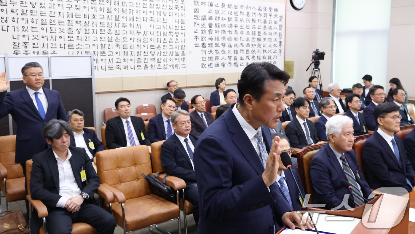 (서울=뉴스1) 이승배 기자 = 김태효 전 국가안보실 제1차장이 21일 서울 여의도 국회에서 열린 윤석열 정권 정치검찰 조작기소 의혹 사건 진상규명 국정조사특별위원회 서해 공무원 …