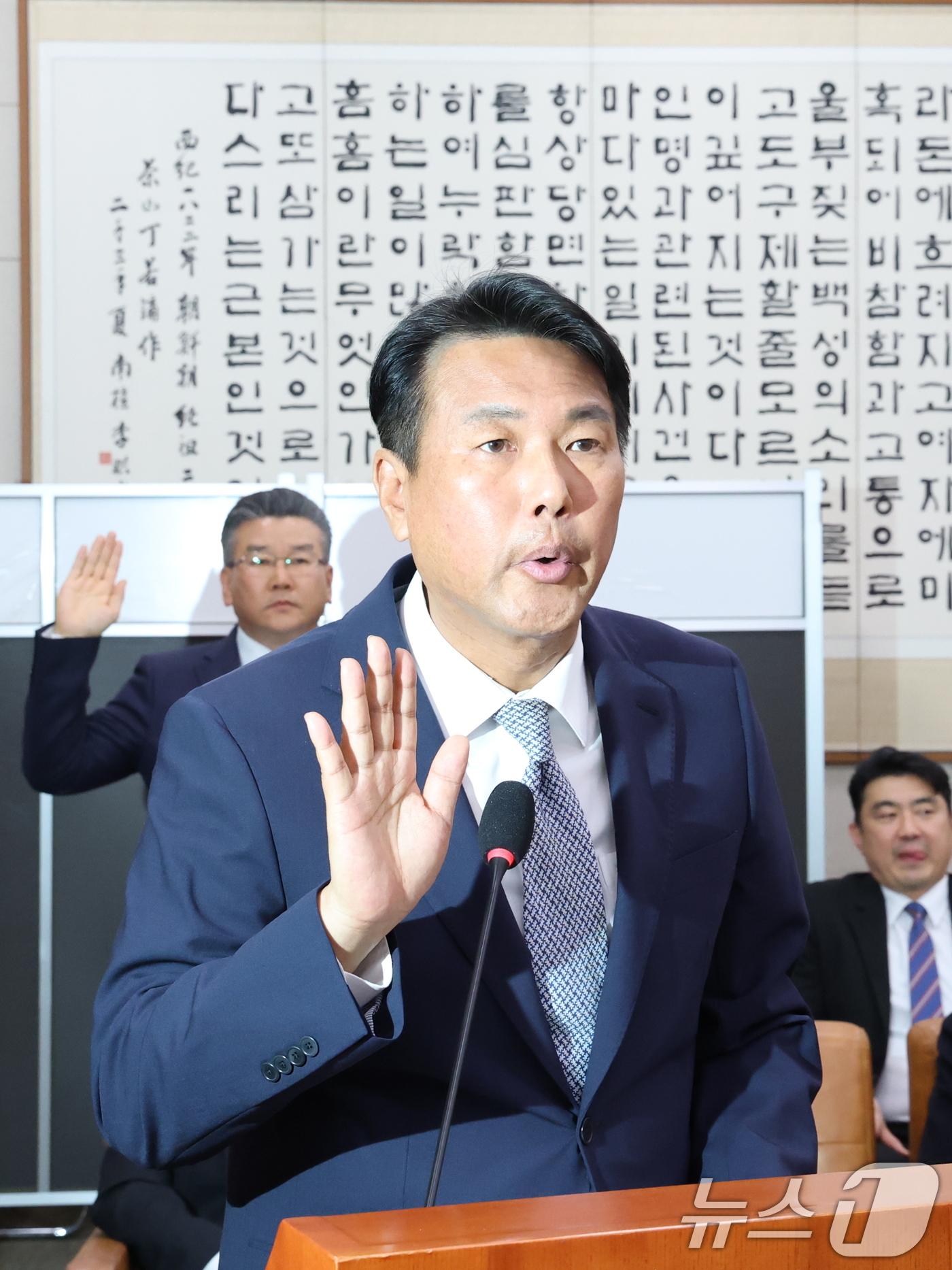 (서울=뉴스1) 이승배 기자 = 김태효 전 국가안보실 제1차장이 21일 서울 여의도 국회에서 열린 윤석열 정권 정치검찰 조작기소 의혹 사건 진상규명 국정조사특별위원회 서해 공무원 …