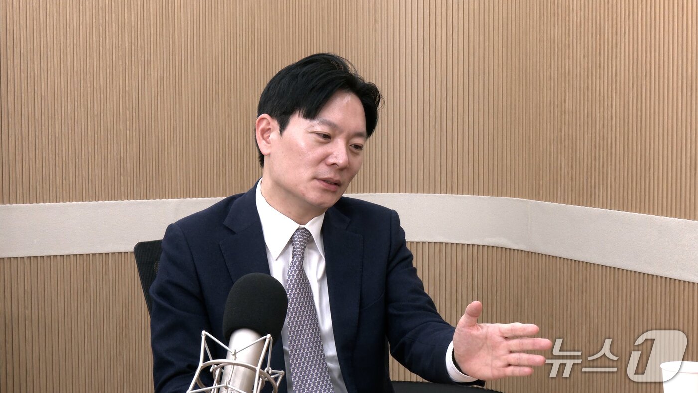 본문 이미지 - 뉴스1TV '팩트앤뷰'에 출연한 박상용 검사. 2026.4.21./뉴스1