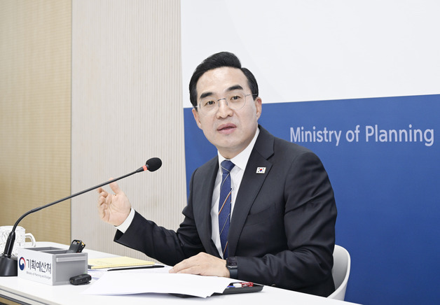 박홍근 기획처 장관 "2차 추경 시기상조…중동 불확실성 이미 반영"