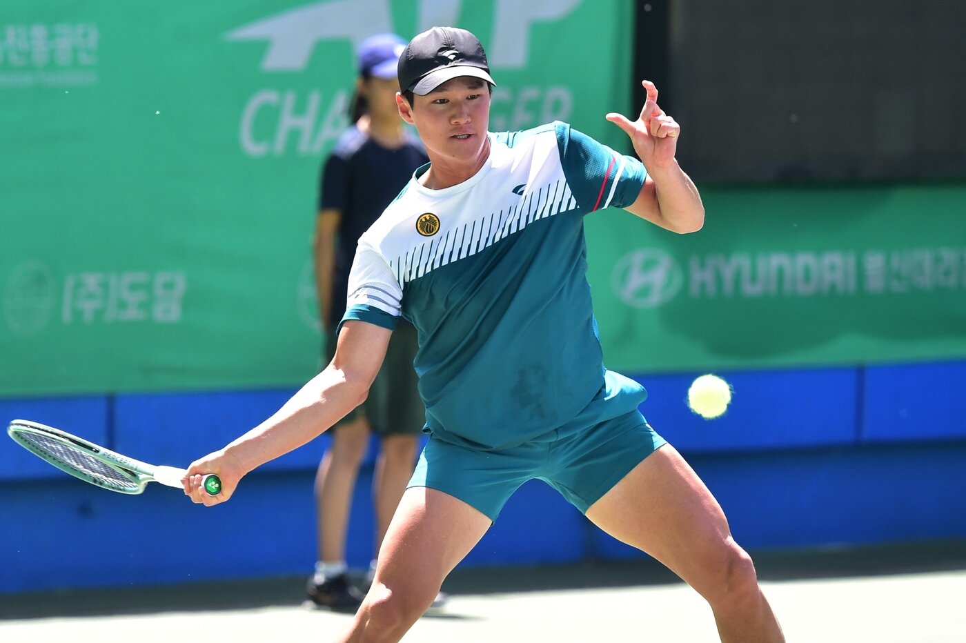 본문 이미지 - 광주오픈챌린저 테니스대회에 참가한 권순우.(대한테니스협회 제공)