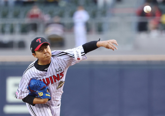 LG 송승기, 한화전 5이닝 1실점 호투…평균자책점 '0.89' 2위