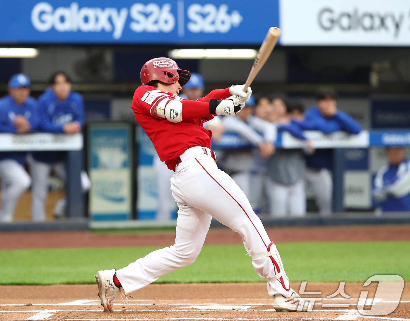 (대구=뉴스1) 공정식 기자 = 21일 오후 대구 삼성라이온즈파크에서 열린 프로야구 '2026 신한 SOL KBO리그' SSG 랜더스와 삼성 라이온즈의 경기, 1회초 SSG 선두타 …