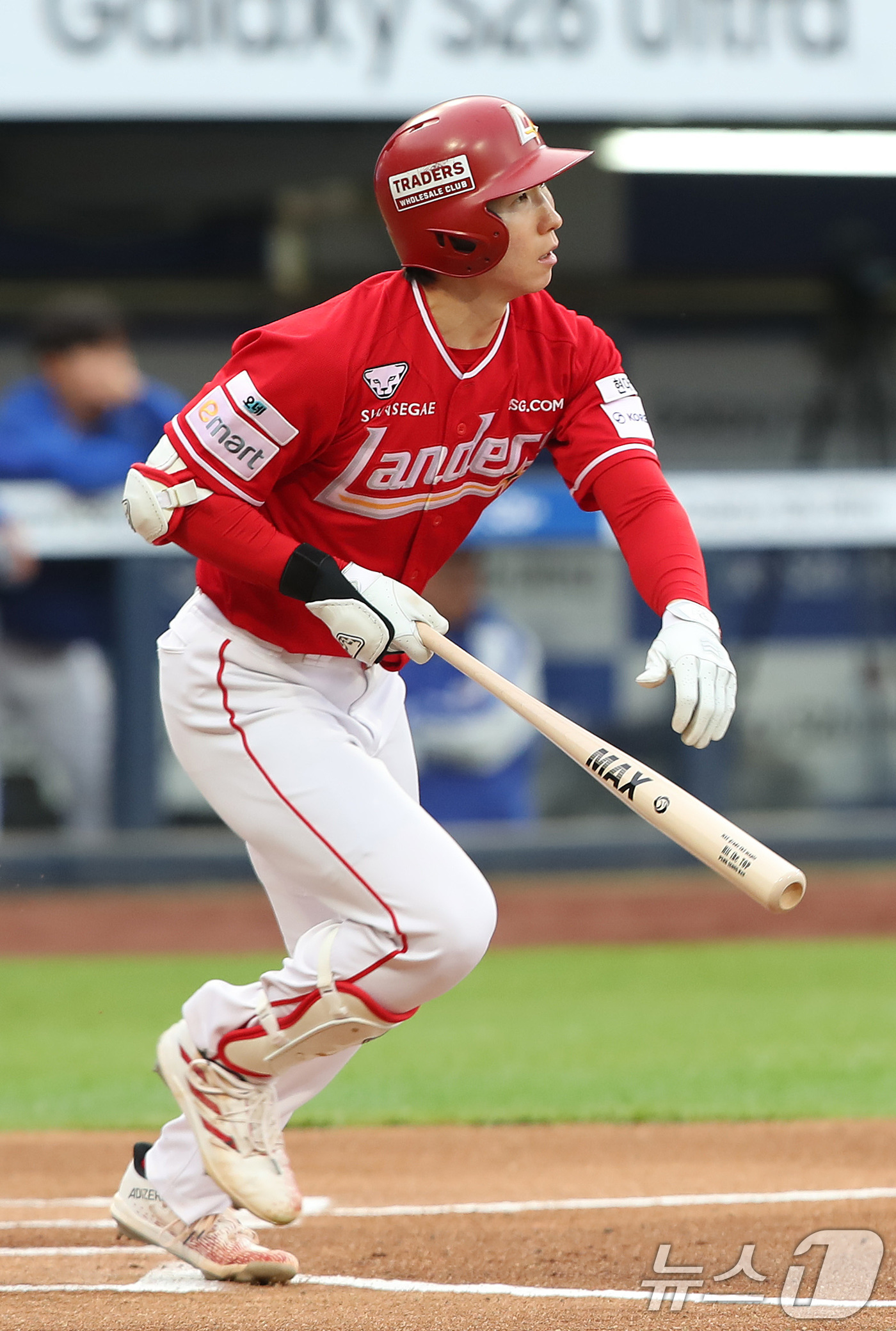 (대구=뉴스1) 공정식 기자 = 21일 오후 대구 삼성라이온즈파크에서 열린 프로야구 '2026 신한 SOL KBO리그' SSG 랜더스와 삼성 라이온즈의 경기, 1회초 SSG 선두타 …