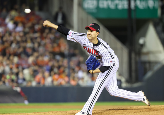 유영찬, LG 마무리 등판